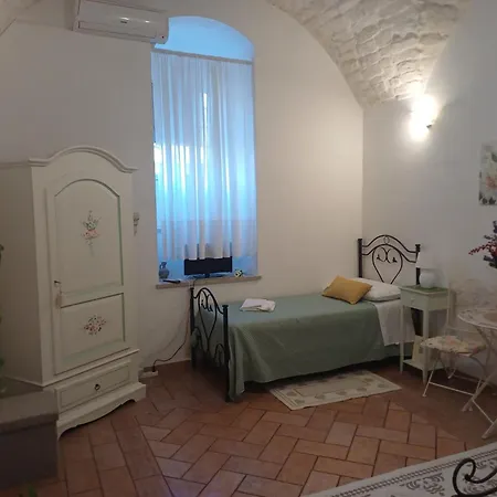 A Casa Di Carmen Bed & Breakfast 3*