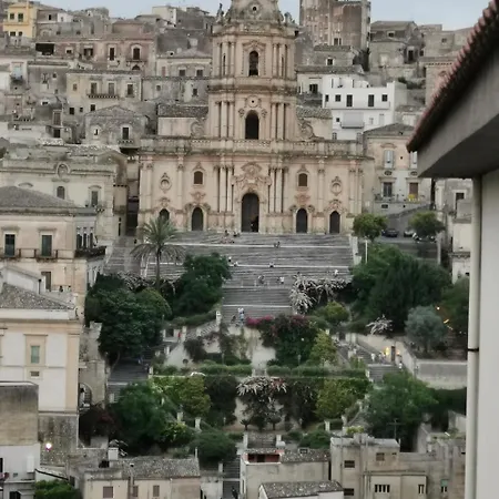 A Casa Di Carmen 3*